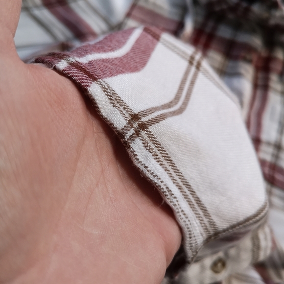 🔵3/$30 Plaid Button Up Longsleeve Hooded Shirt - Picture 12 of 14